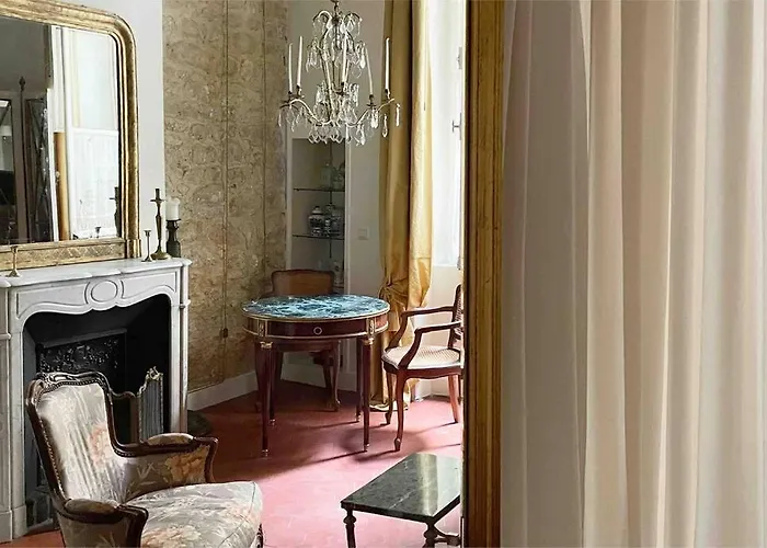 De Charme Au Coeur De L'ile St Louis Paris