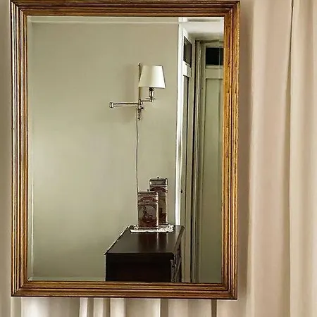 Apartment De Charme Au Coeur De L'ile St Louis *