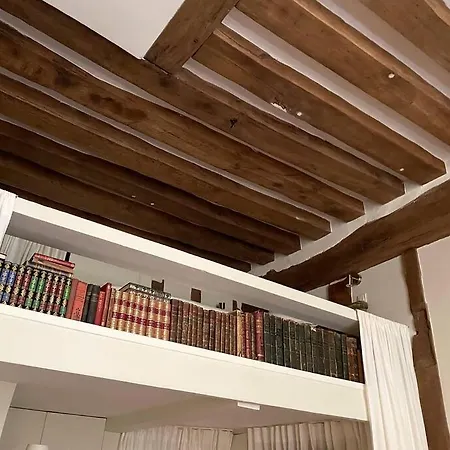 Apartmán De Charme Au Coeur De L'ile St Louis