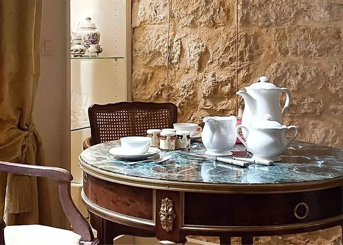 De Charme Au Coeur De L'ile St Louis Apartment Paris