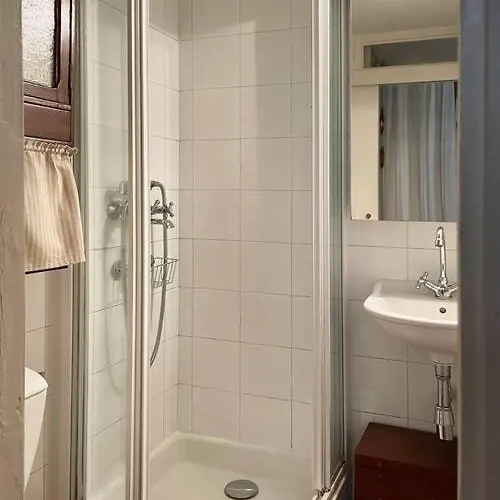 Apartment De Charme Au Coeur De L'ile St Louis